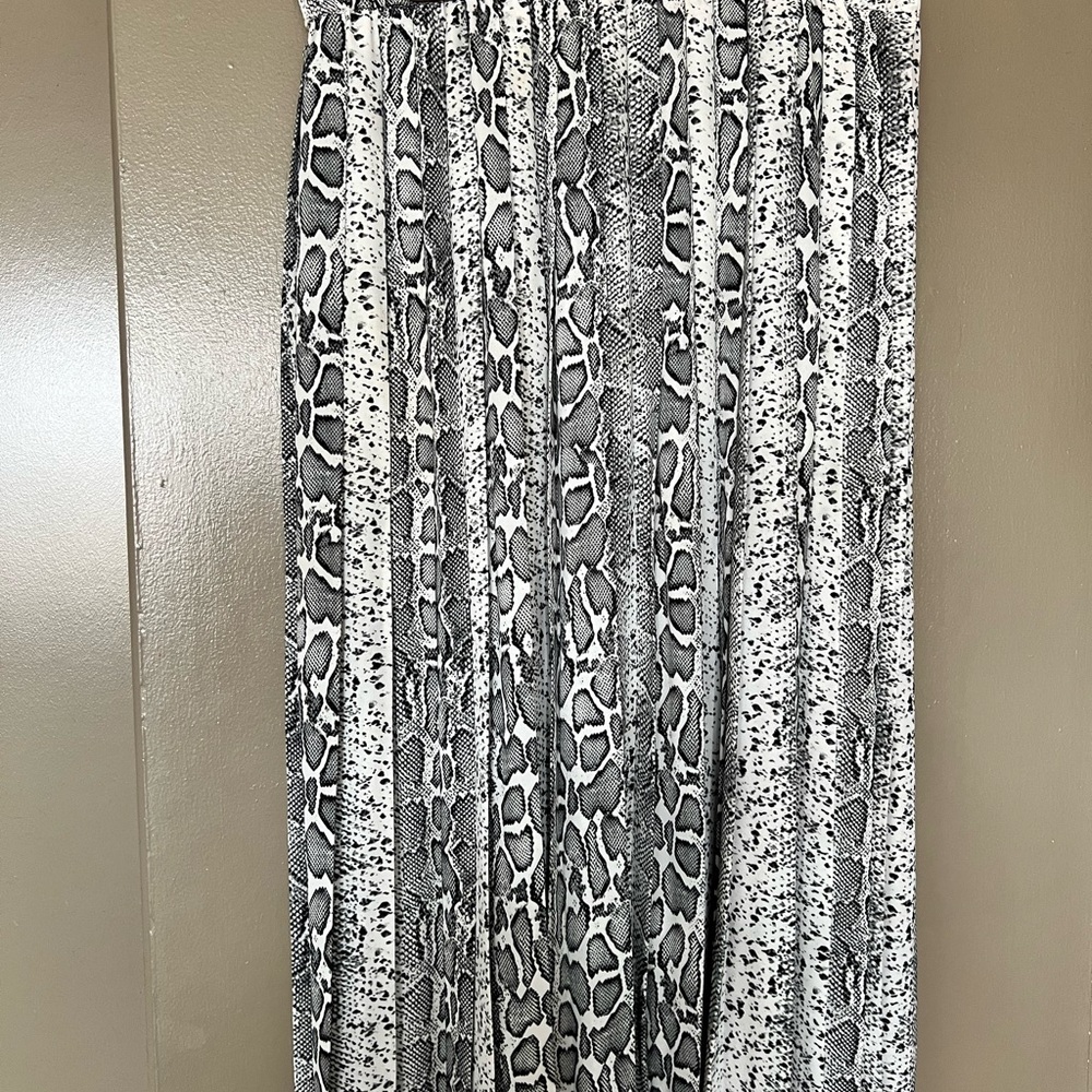 Addition Elle Black and White Snake-Print Maxi Skirt